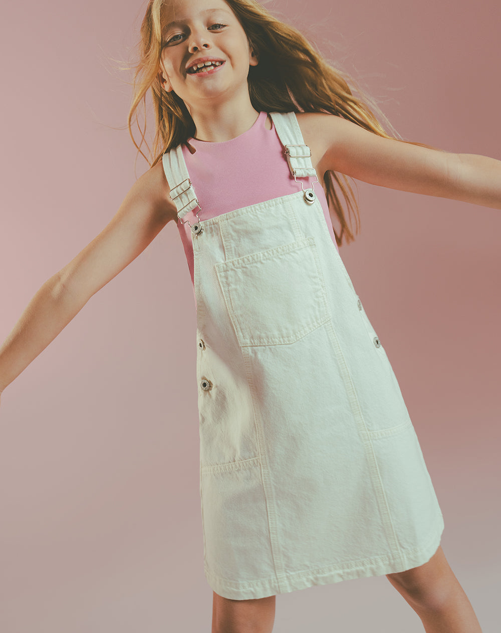 Overol corto denim crema niña