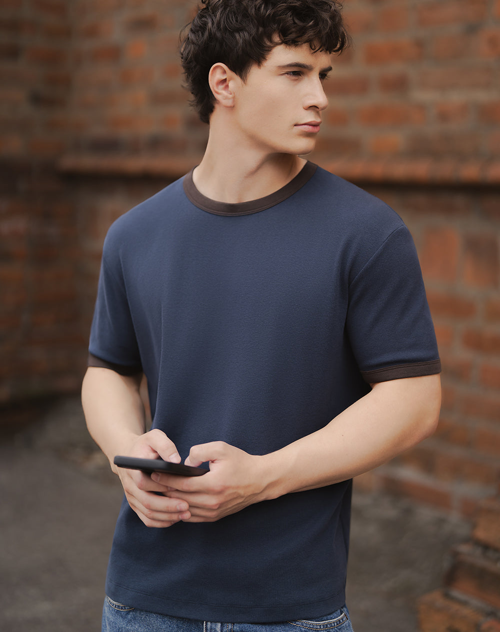 Camiseta regular azul hombre
