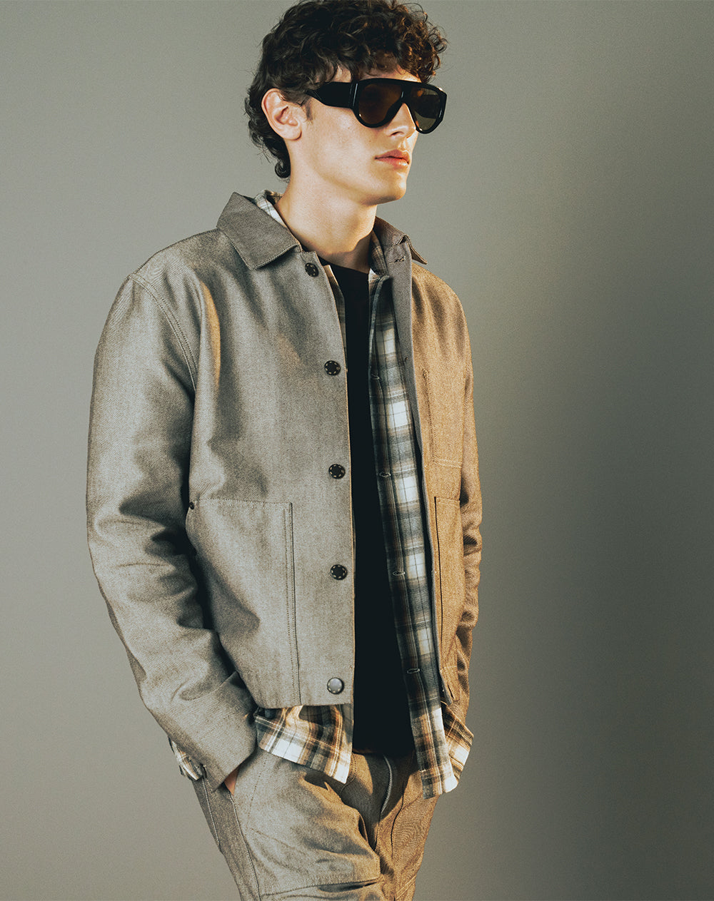 Chaqueta regular café hombre