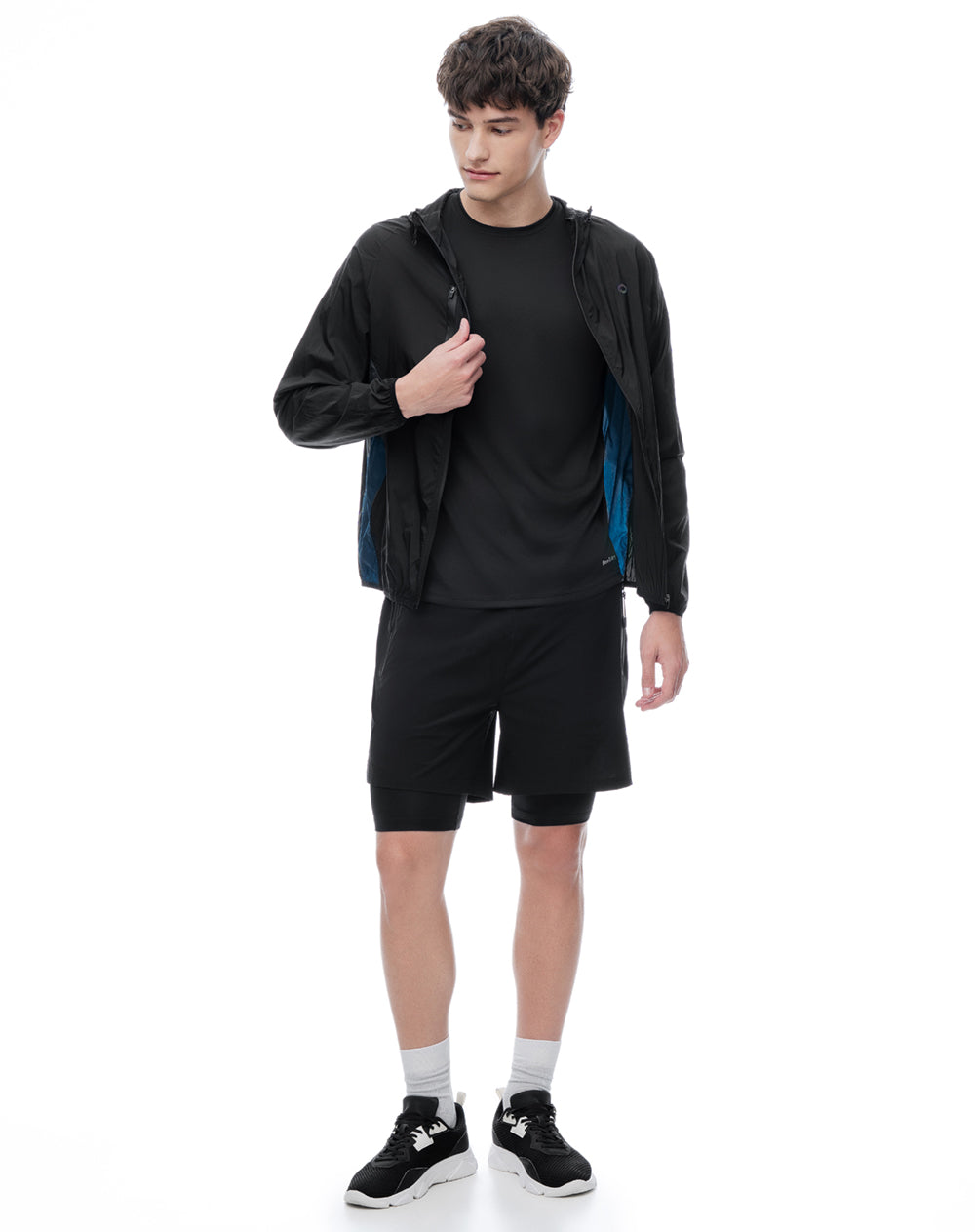 Pantaloneta deportiva negro hombre
