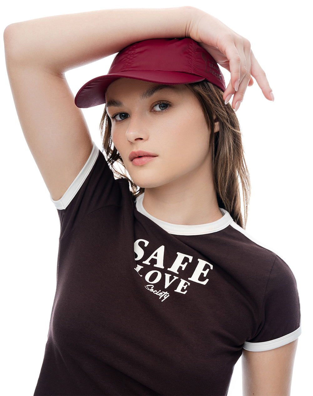 Gorra estampada vinotinto unisex mujer