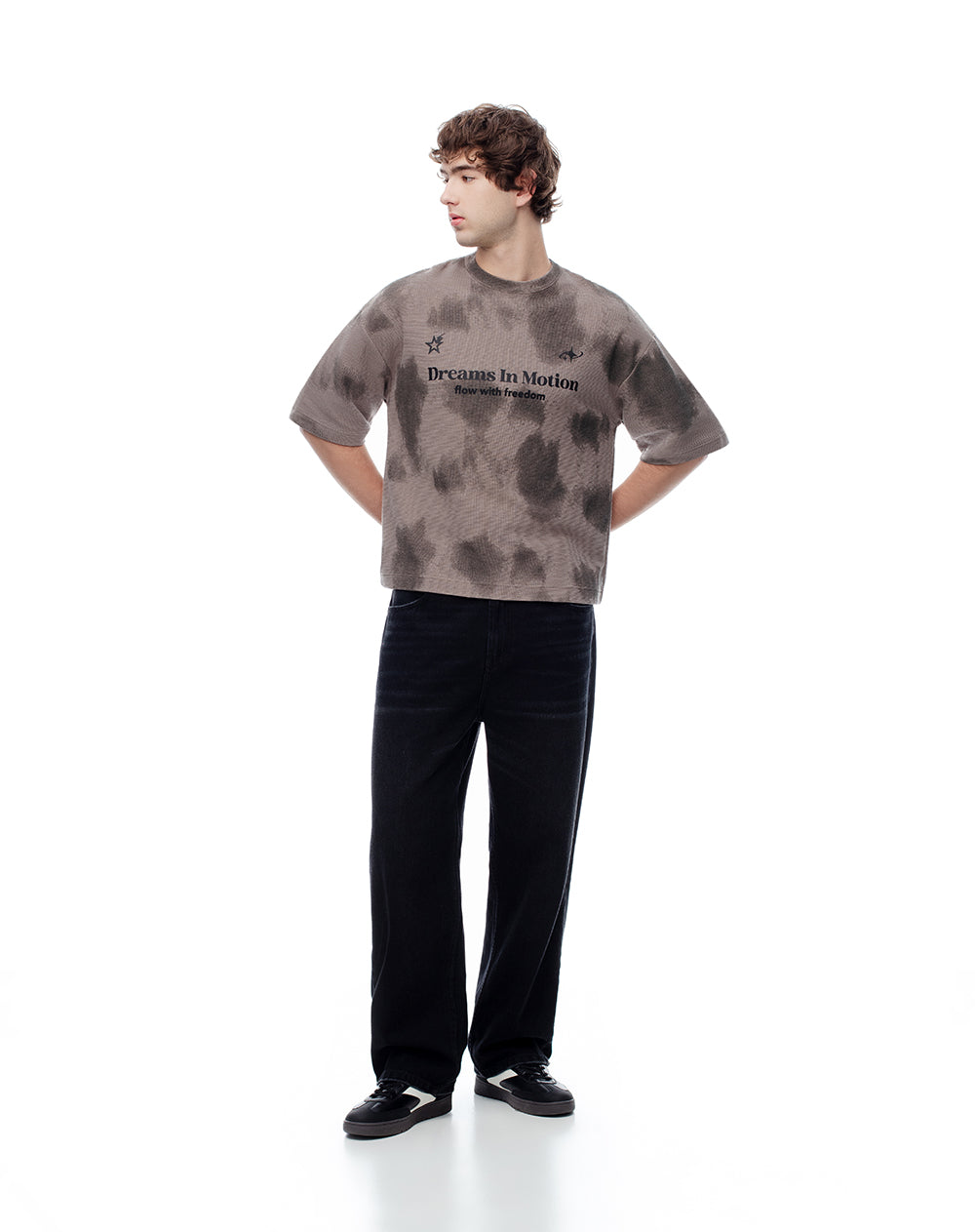 Camiseta regular algodón tie dye café estampada hombre