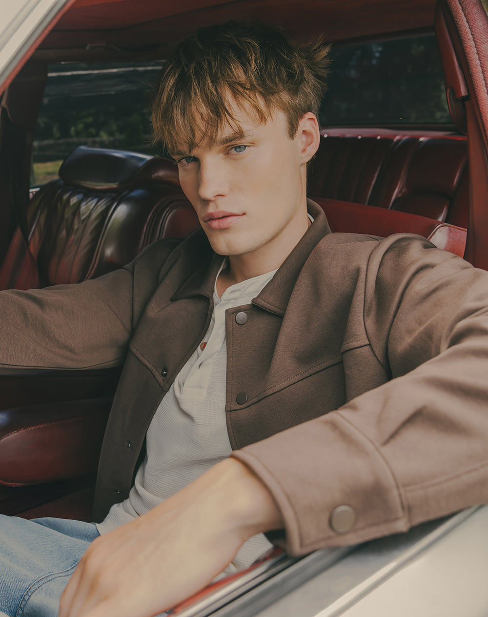 Chaqueta regular chocolate hombre