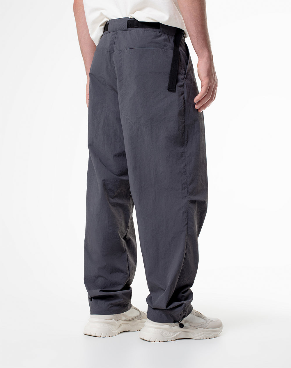 Pantalón utilitario amplio gris hombre