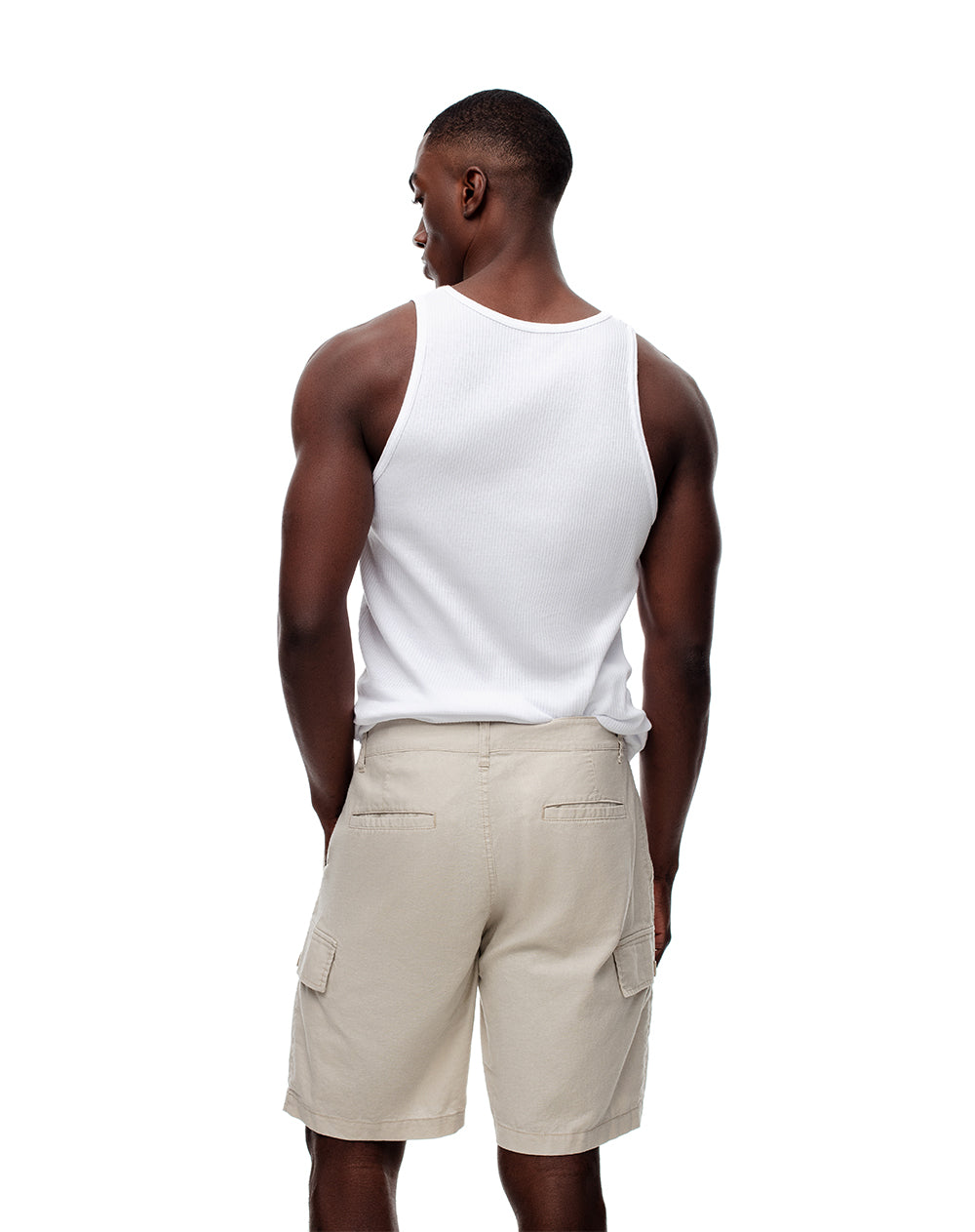 Bermuda regular lino caqui hombre