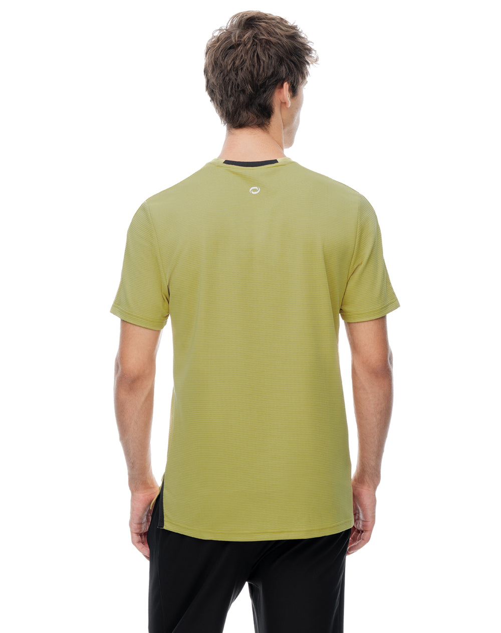 Camiseta deportiva control humedad amarilla hombre