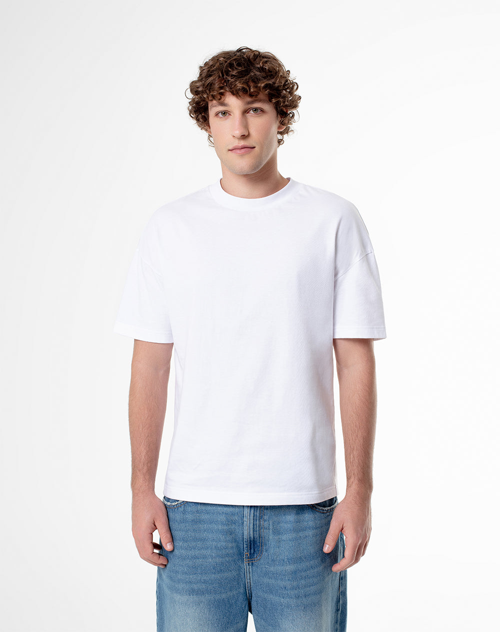 Camiseta regular fit manga corta blanca – Gef Colombia