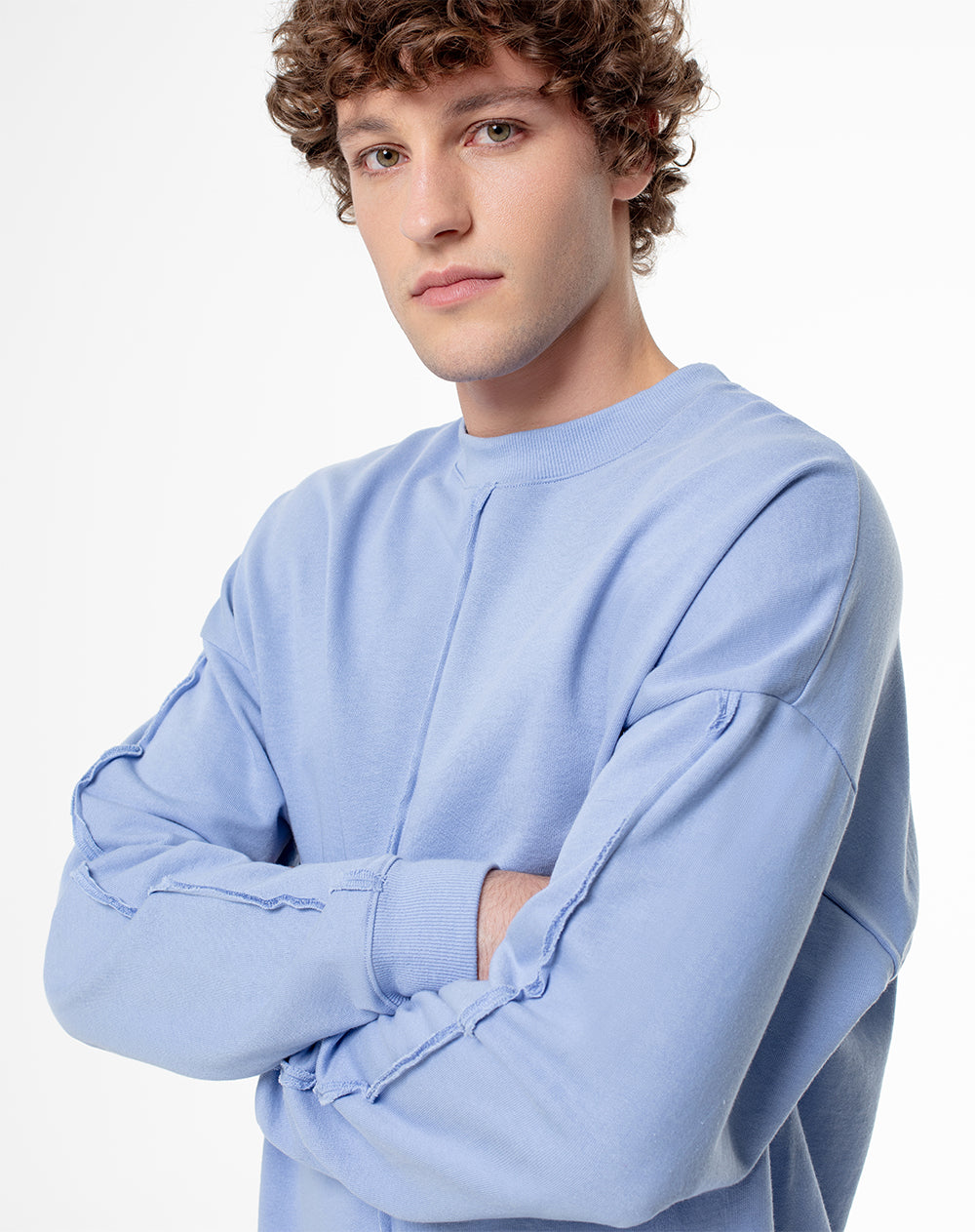 Buzo regular azul hombre
