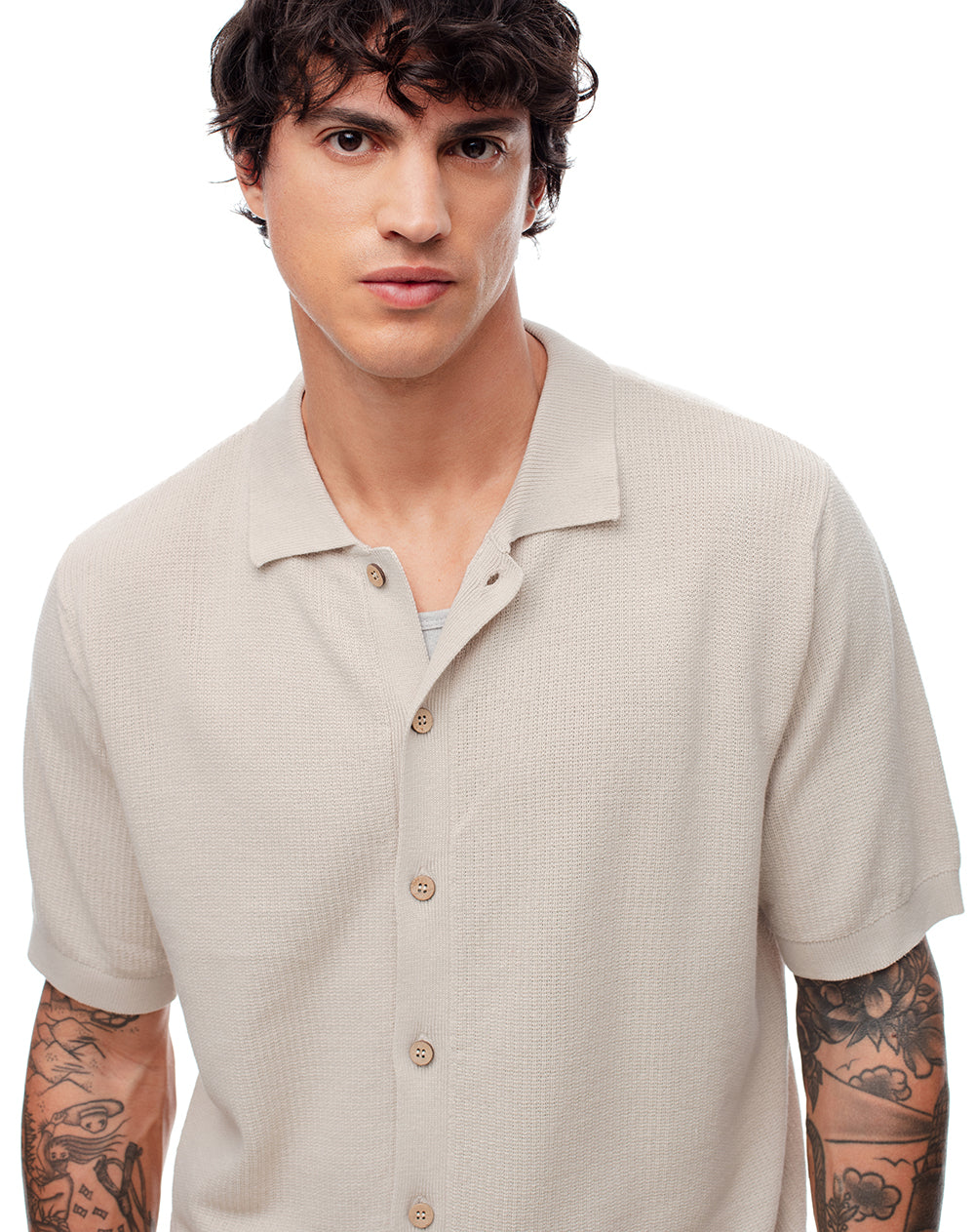 Camisa manga corta regular tejida algodón arena hombre