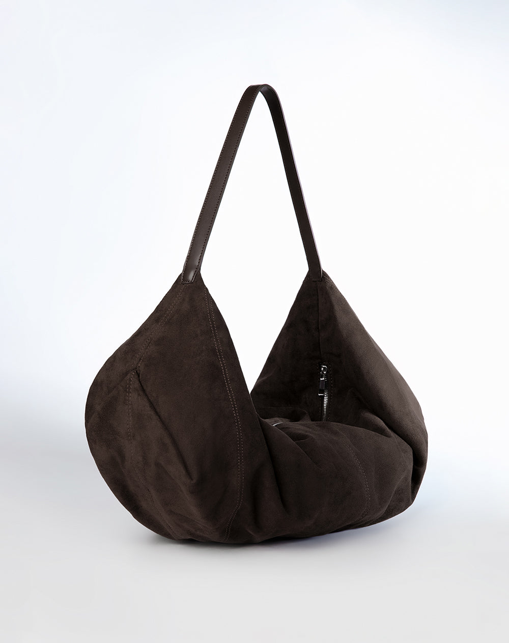 Bolso hobo tipo gamuza café mujer