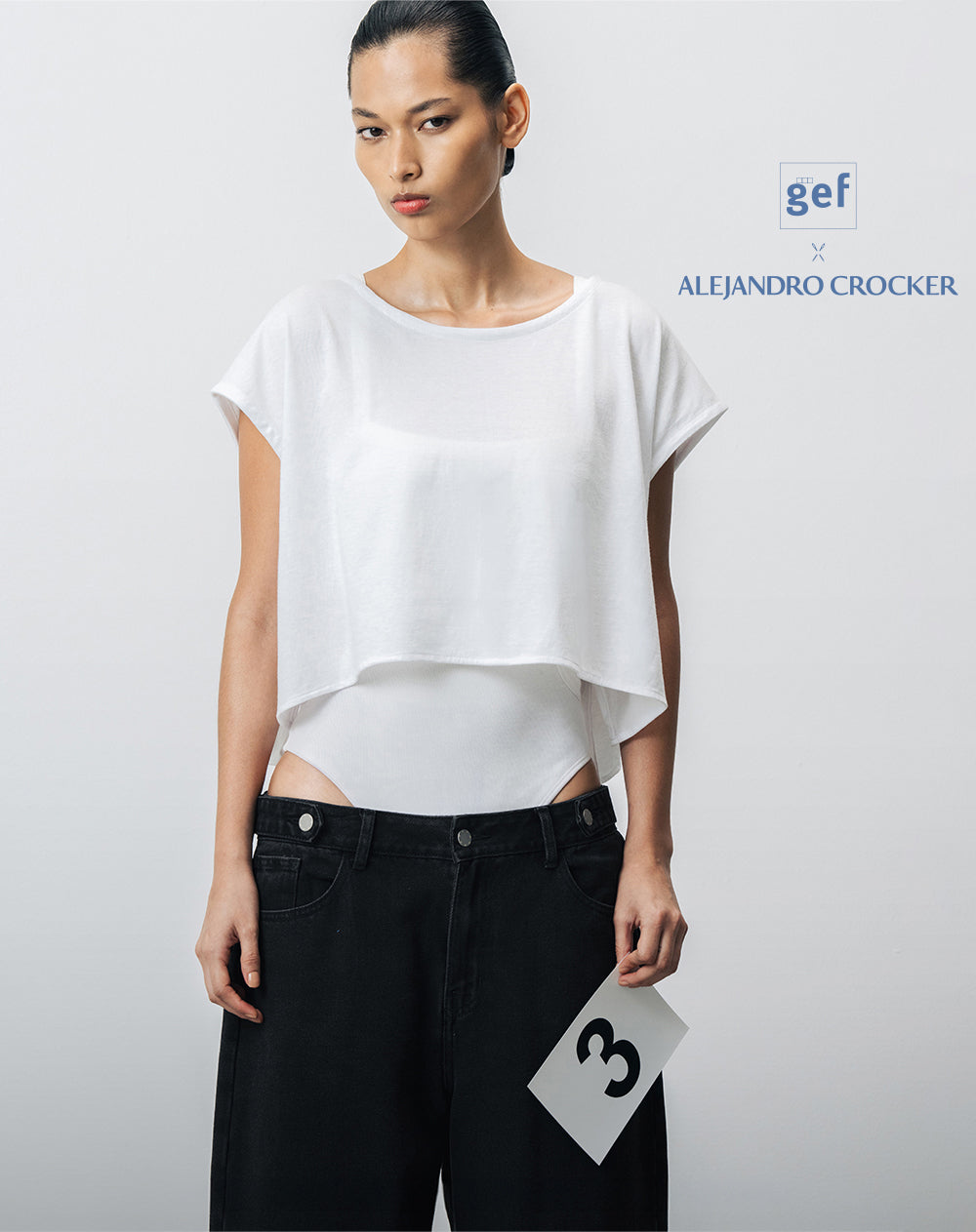Camiseta crop oversize Gef x Alejandro Crocker