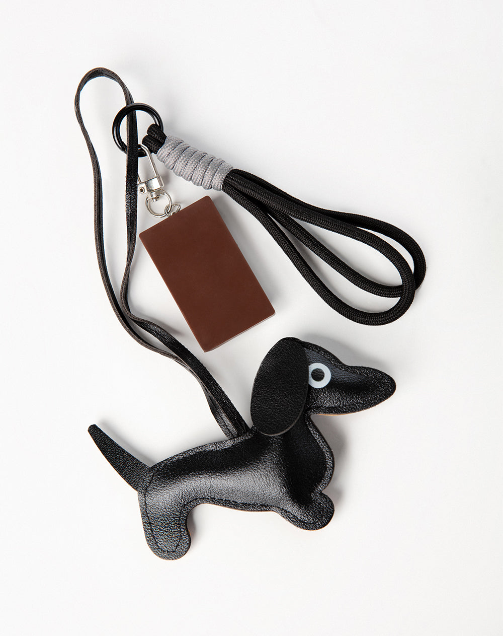 Llavero charm perrito negro