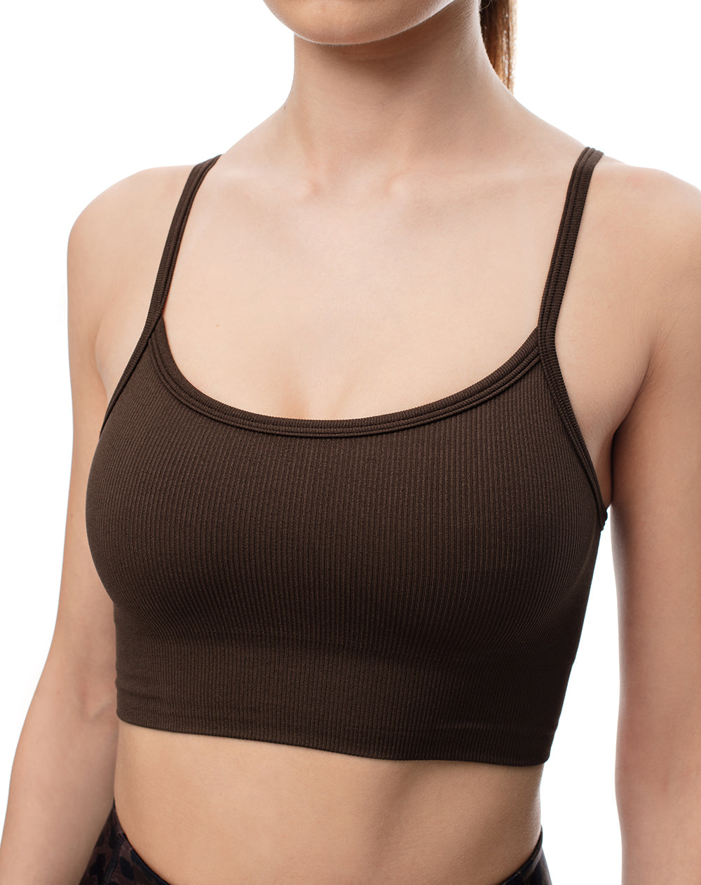 Top en tiras delgadas soporte medio chocolate