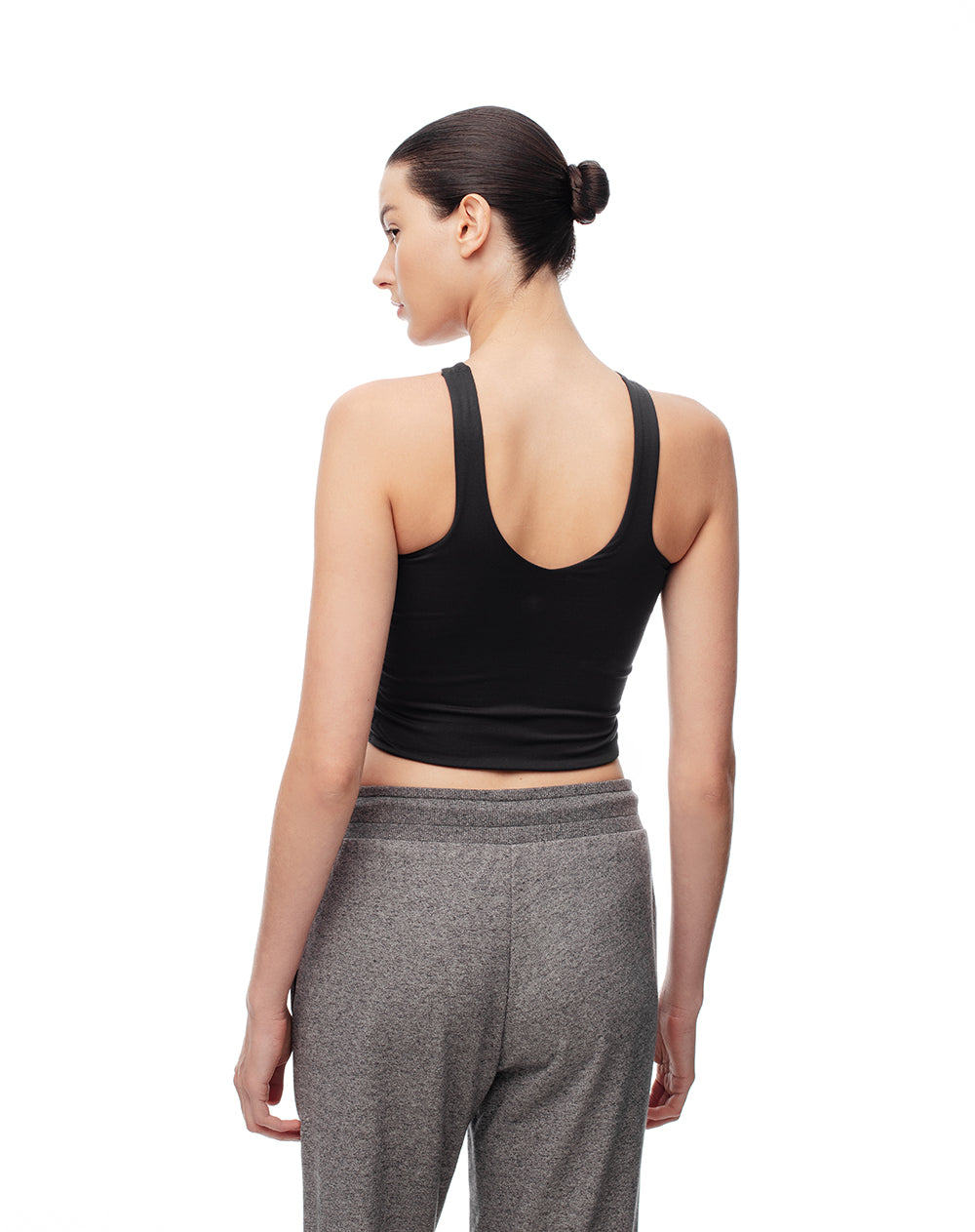Crop top deportivo secado rápido uso 2 en 1 negra mujer