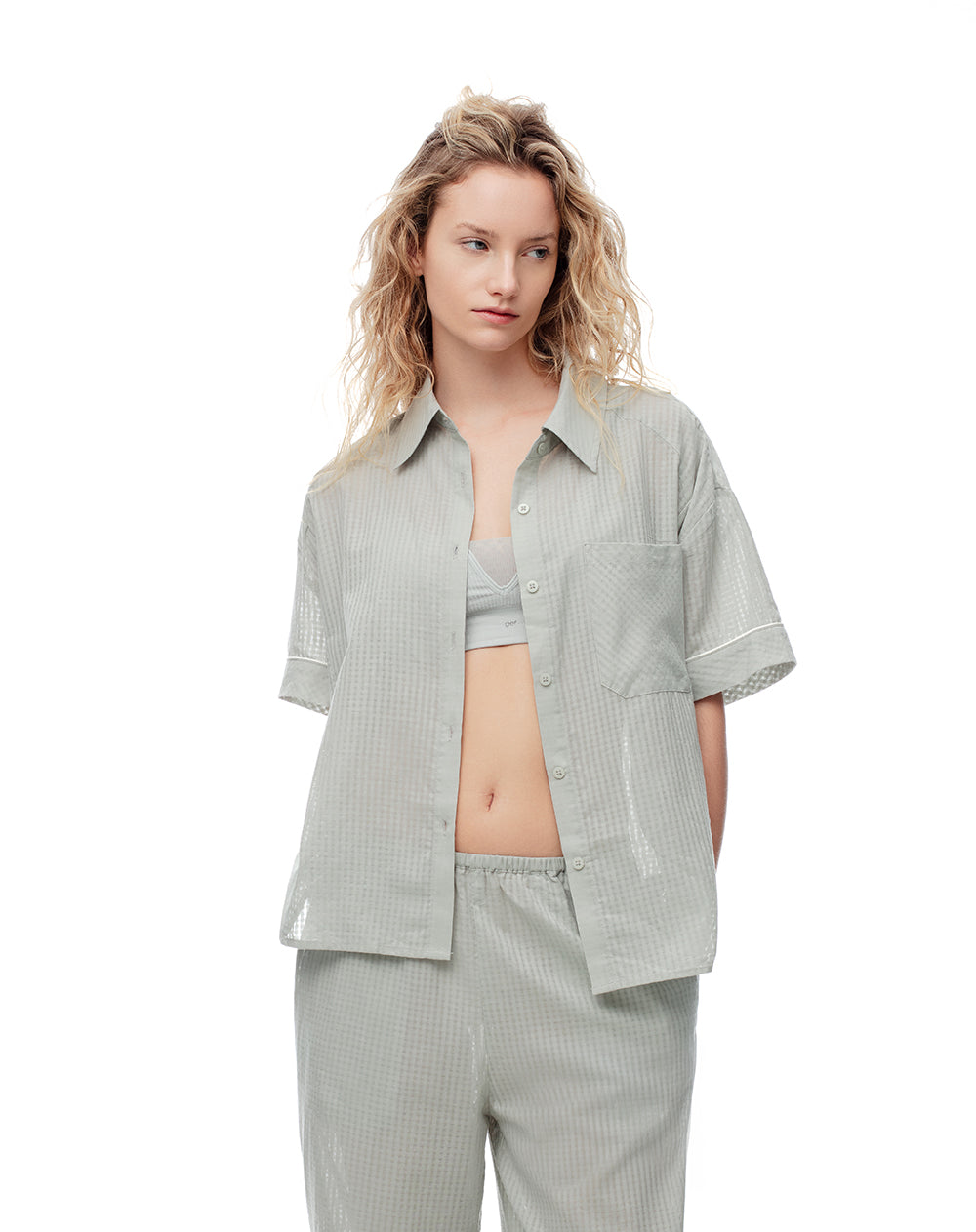 Camisa relaxed fit manga larga verde