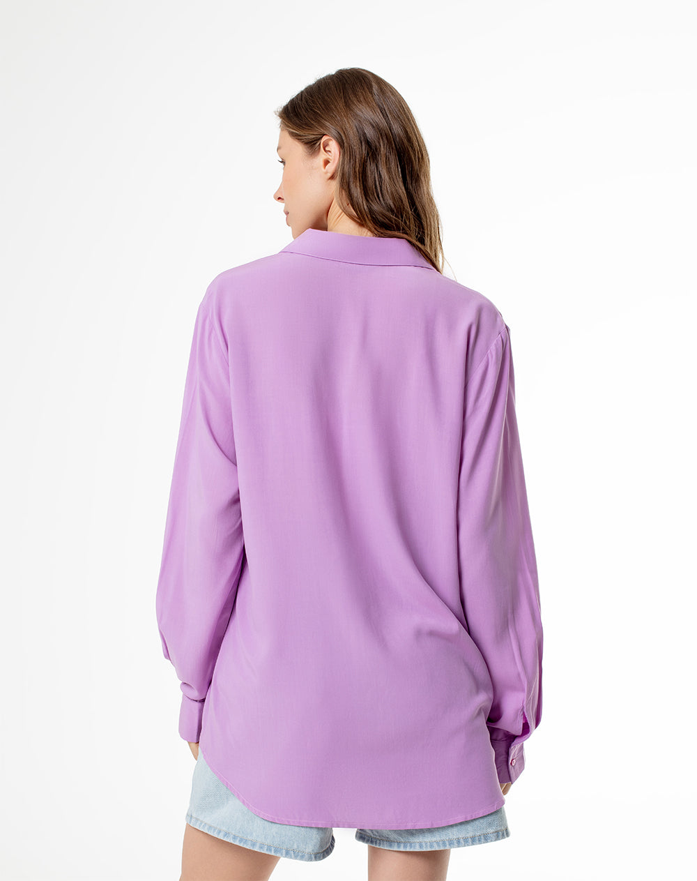 Camisa manga larga holgada lila mujer