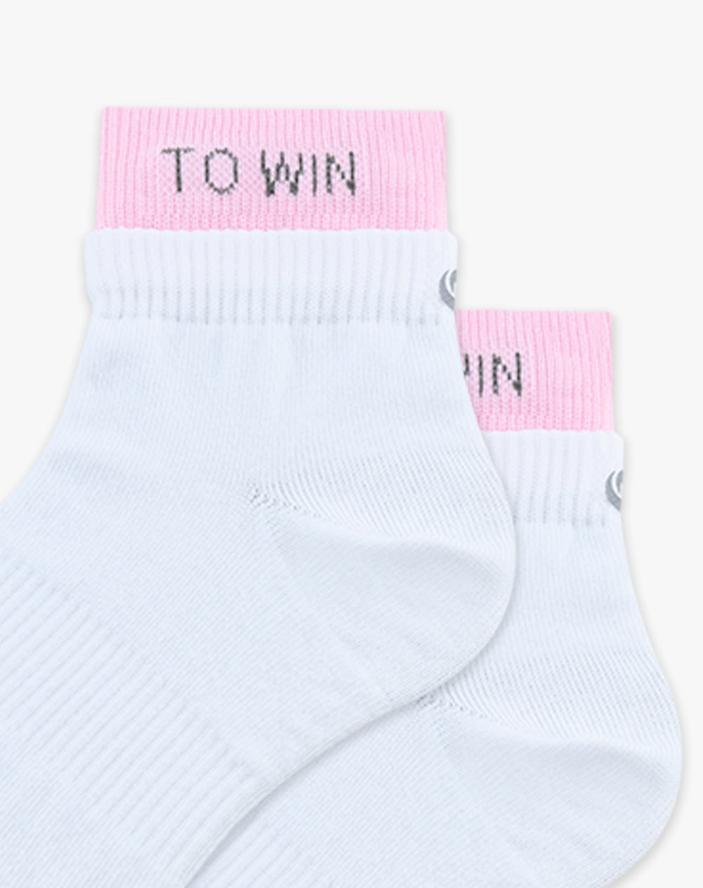 Medias cortas blancas