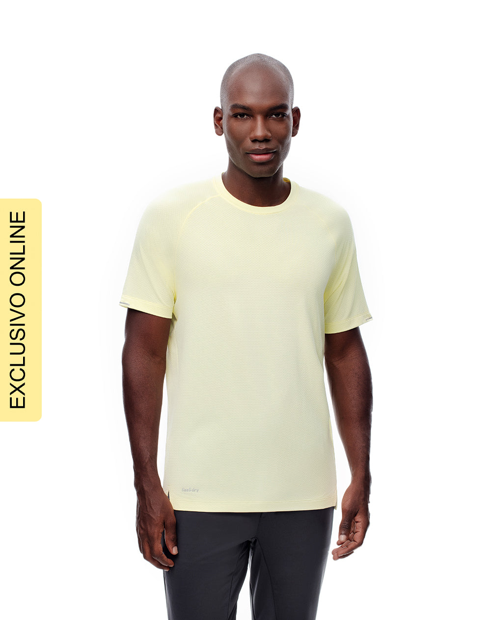 Camiseta deportiva control humedad amarilla hombre