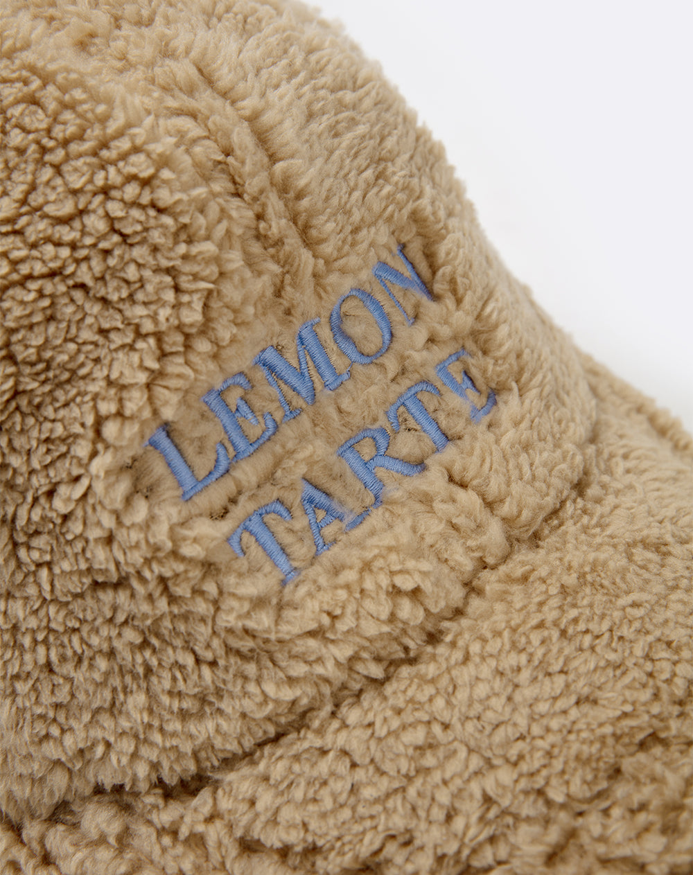 Gorra teddy bordada frontal unisex