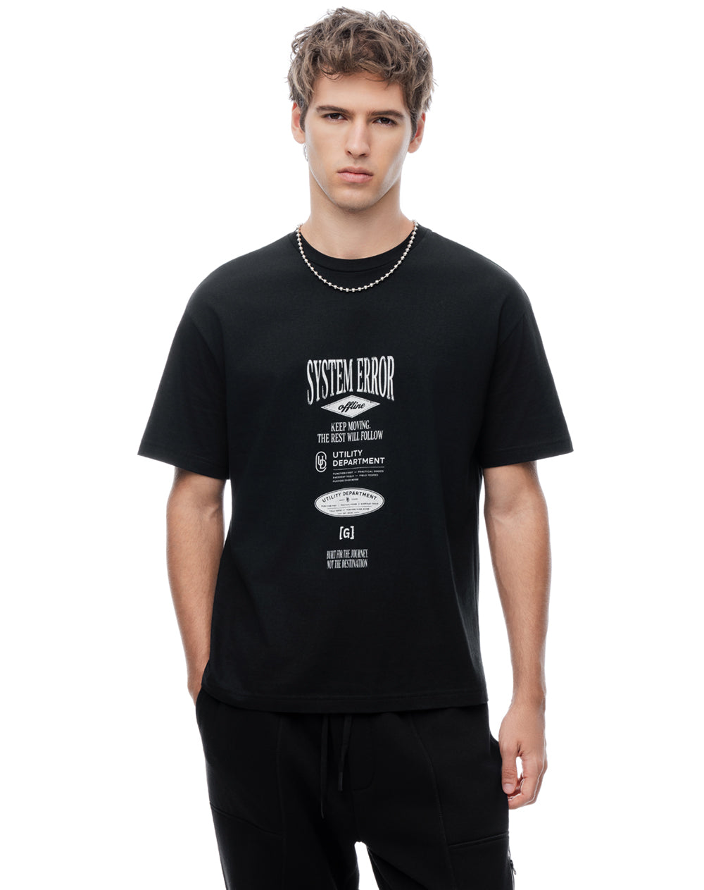 Camiseta regular manga corta negra hombre