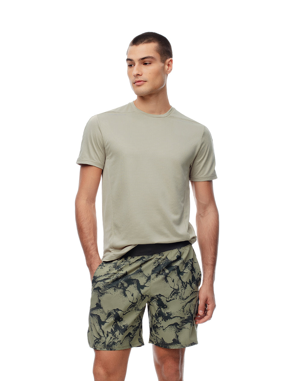 Pantaloneta deportiva suspensorio interno verde hombre