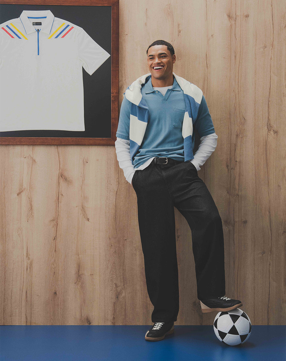 Jean regular tiro medio negro hombre