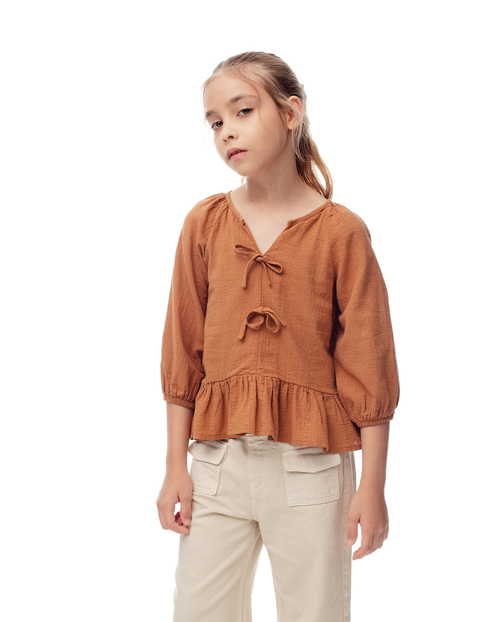 Blusa regular anudada algodón caramelo niña
