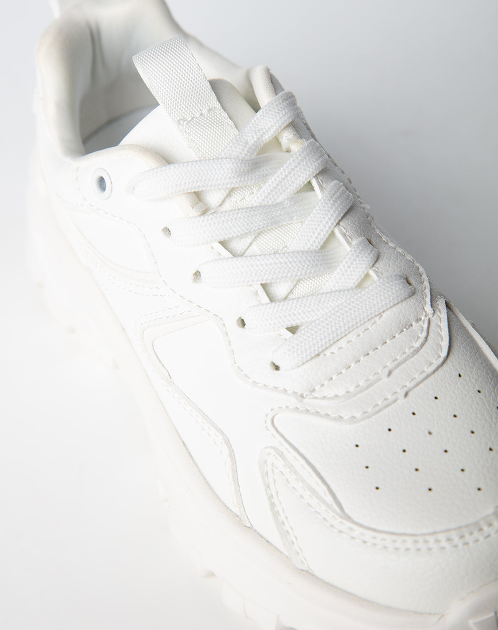 Tenis tipo chunky blancos niña