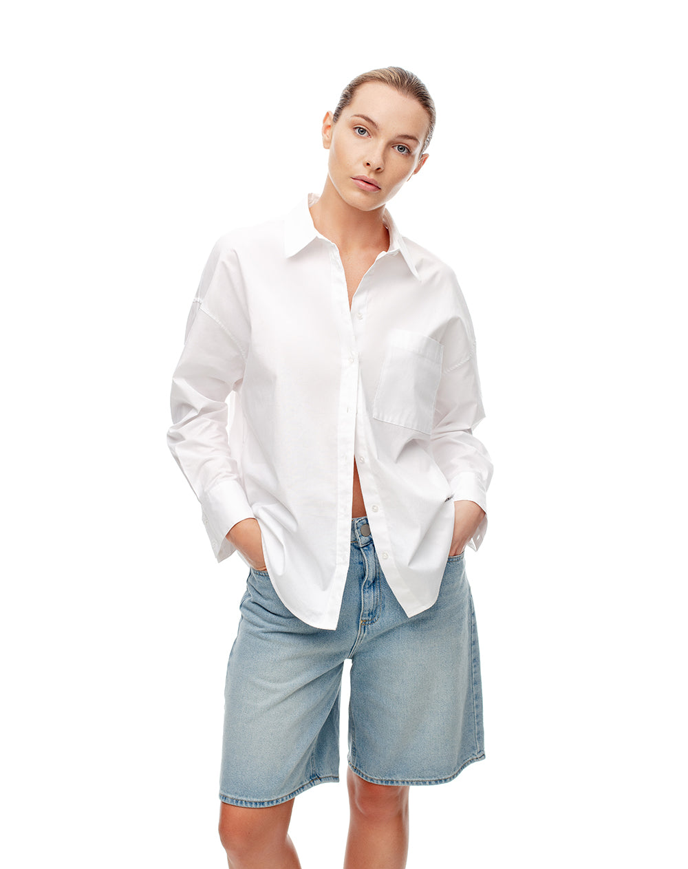 Camisa Oversized Fit Manga Larga Blanca Estilo Relajado y Versátil