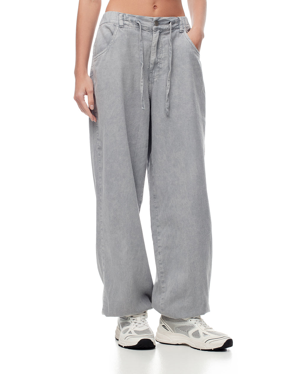 Pantalón jogger tiro medio algodón gris mujer