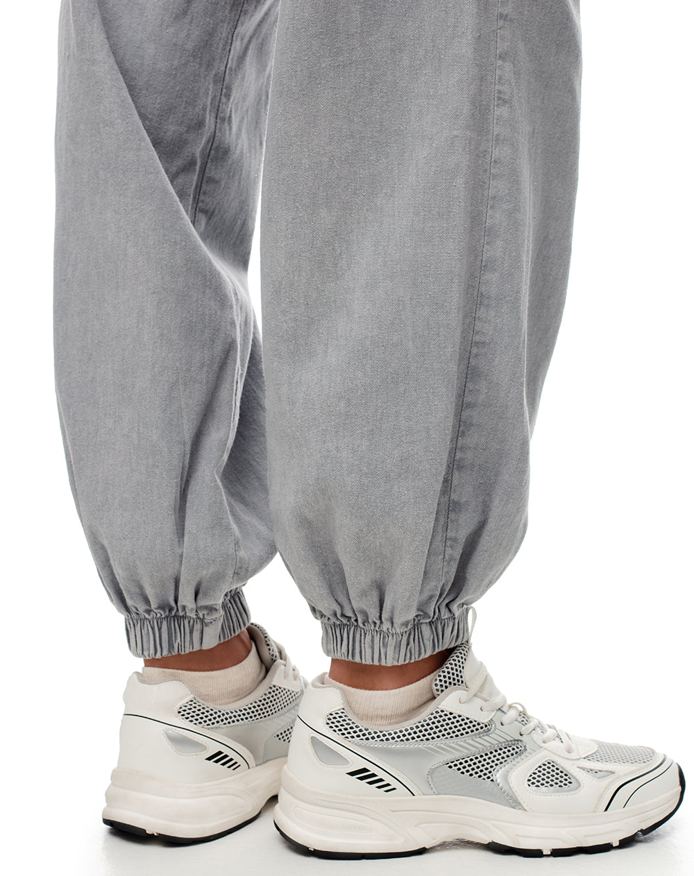 Pantalón jogger tiro medio algodón gris mujer