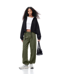 Pantalón jogger tiro medio algodón verde mujer