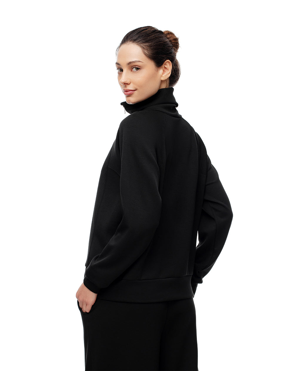 Buzo relax tacto suave negro mujer