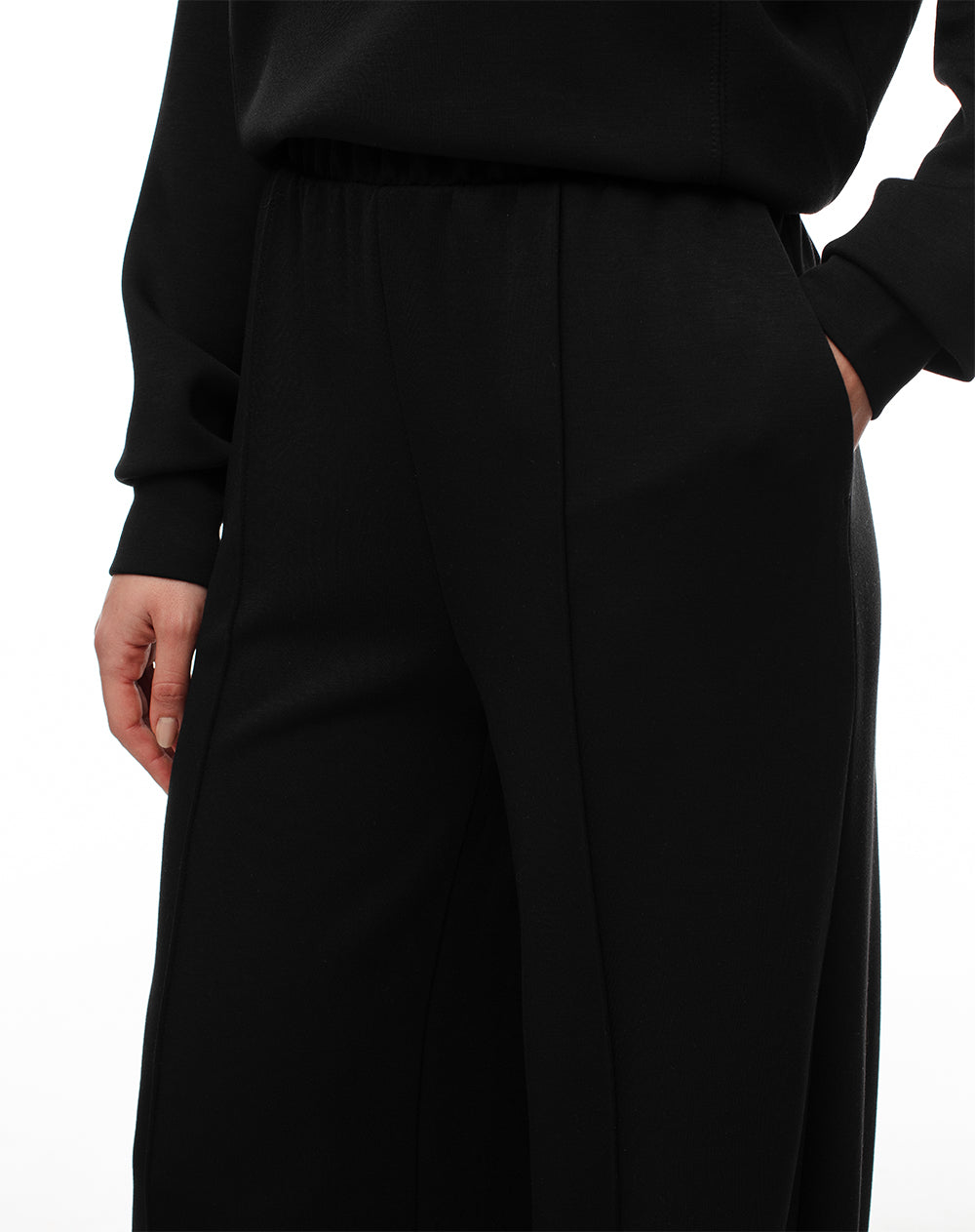 Pantalón tiro alto negro mujer