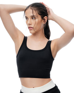 Crop top deportivo seamless negro mujer