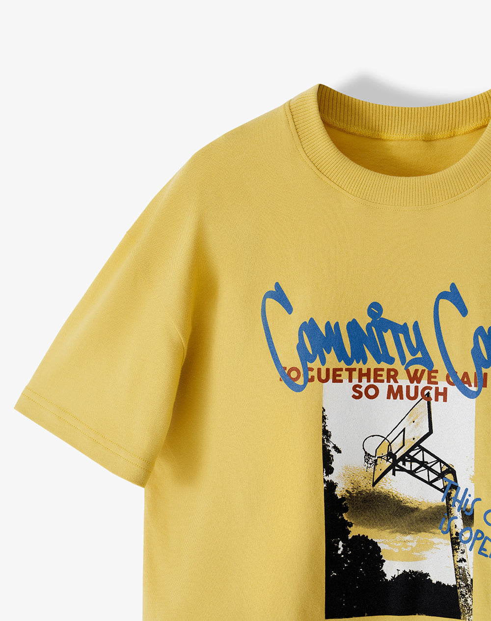 Camiseta regular manga corta amarilla niño