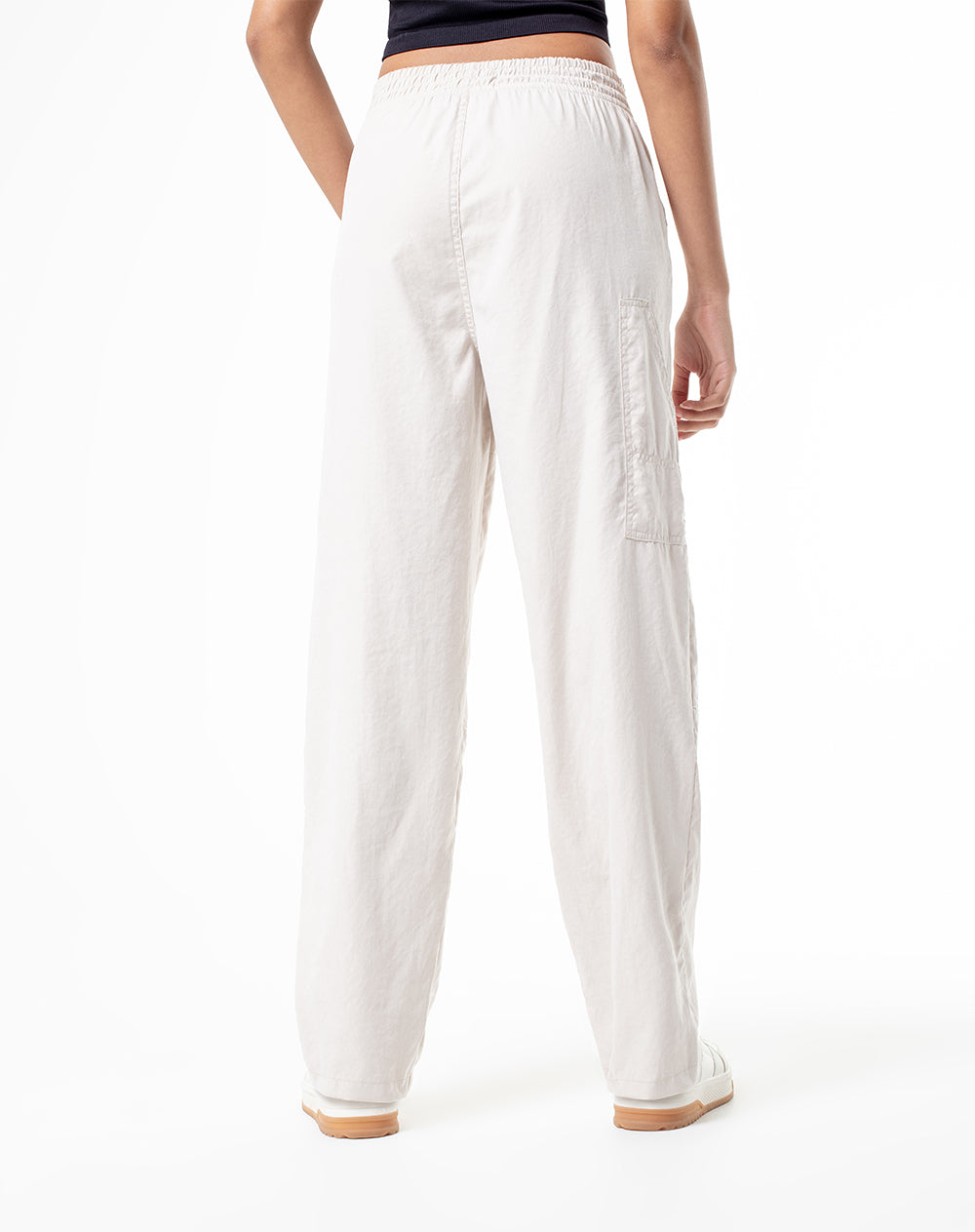 Pantalón recto tiro medio habano mujer