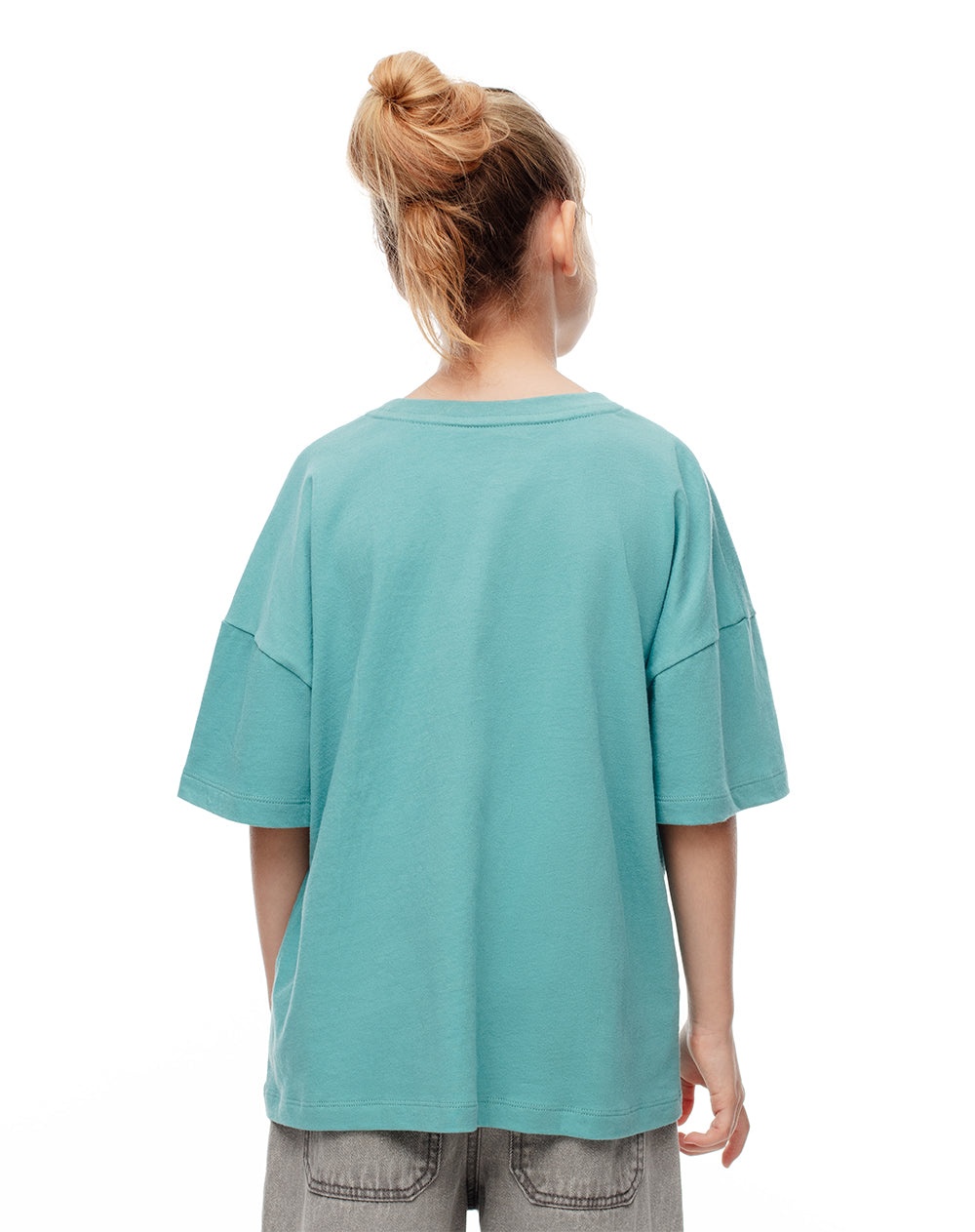 Camiseta regular algosón azul estampada niña