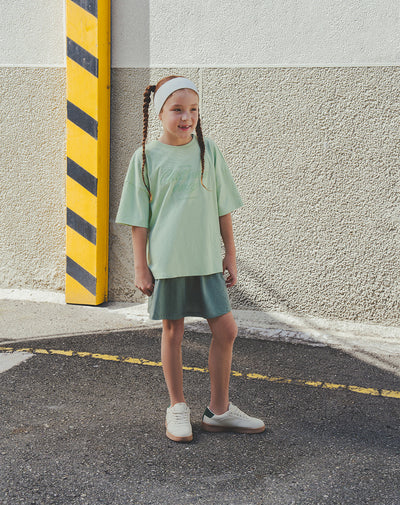 Camiseta oversize algodón verde estampada niña