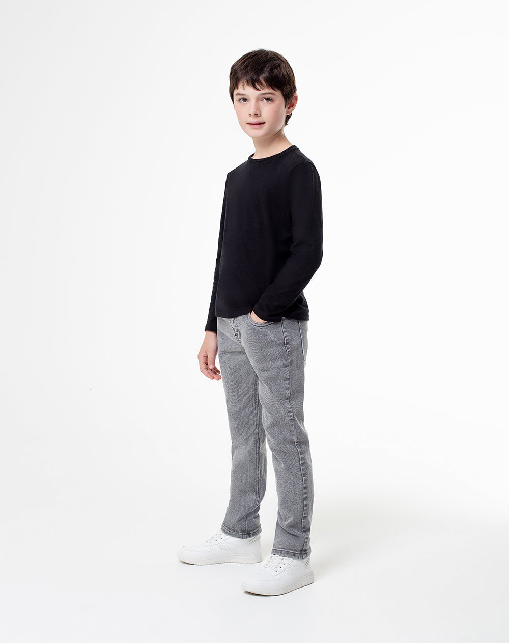 Jean recto 98% algodón gris niño