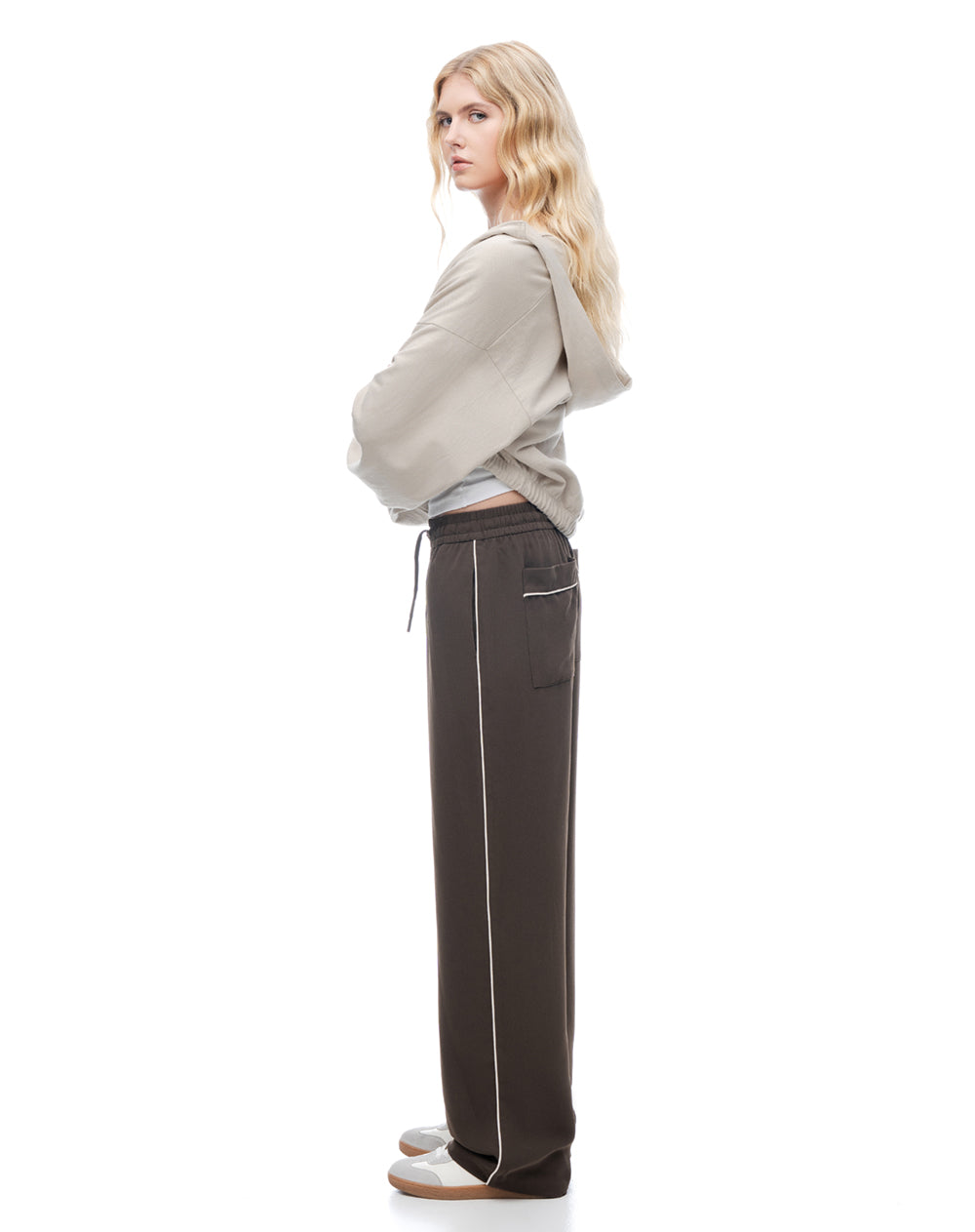 Pantalón loose tiro alto chocolate mujer