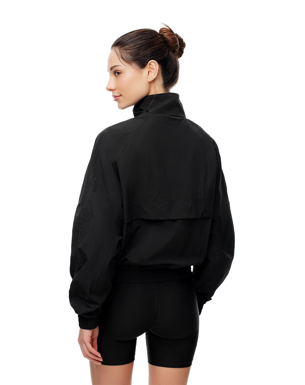 Chaqueta rompevientos negra mujer