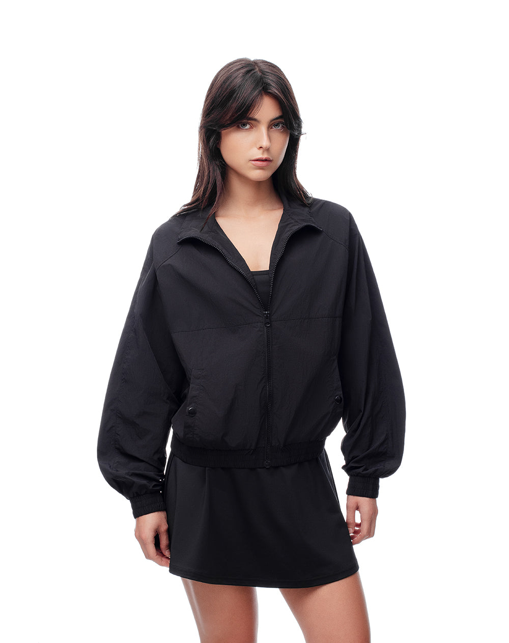 Chaqueta rompevientos negra mujer