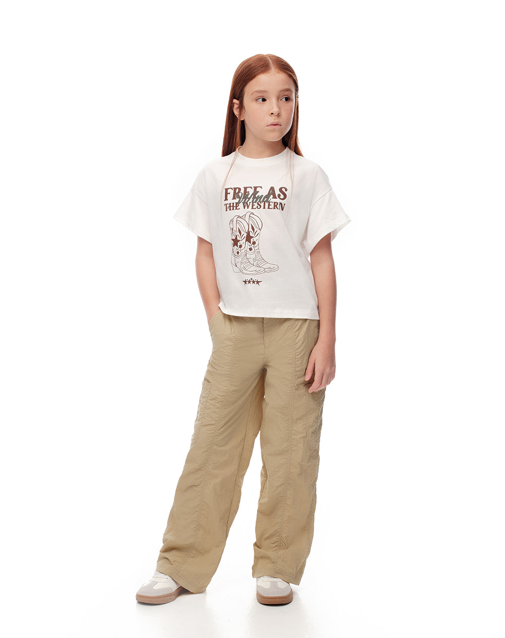 Camiseta regular algodón blanca estampada niña