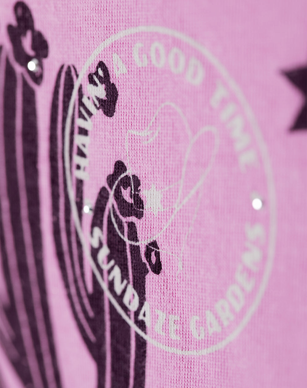 Camiseta regular algodón rosa estampada niña