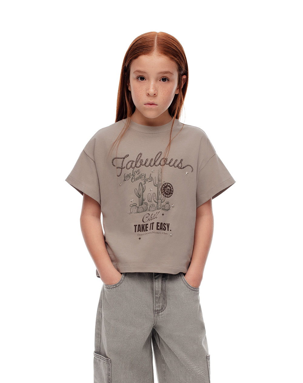 Camiseta regular algodón taupe estampada niña