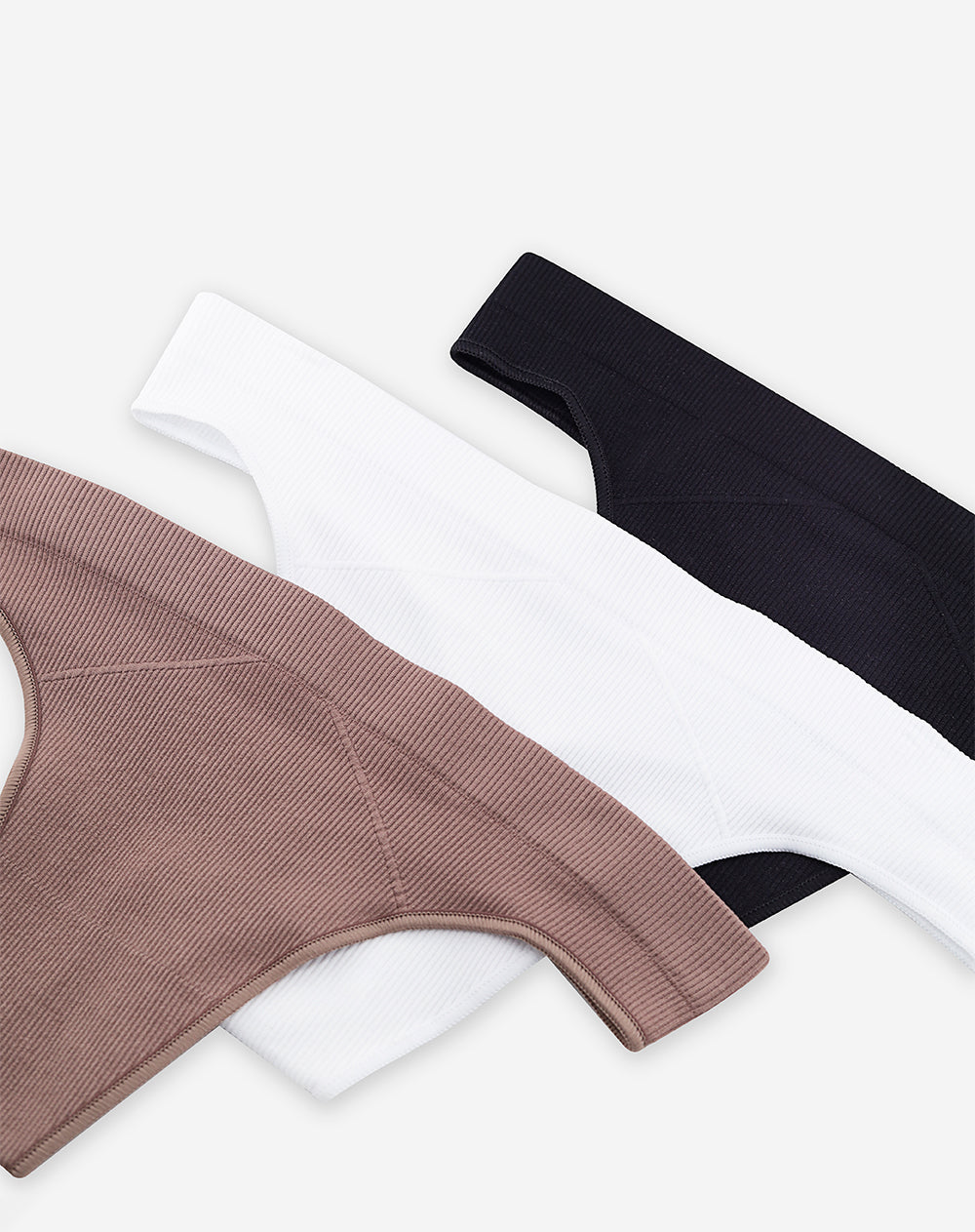 3 pantys brasilero en seamless tiro medio surtido