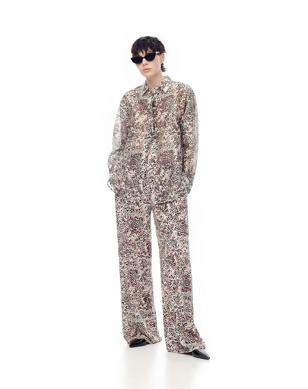 Pantalón wide leg tiro medio estampado mujer