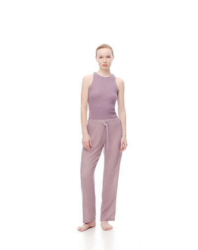 Pantalón regular fit tiro medio morado