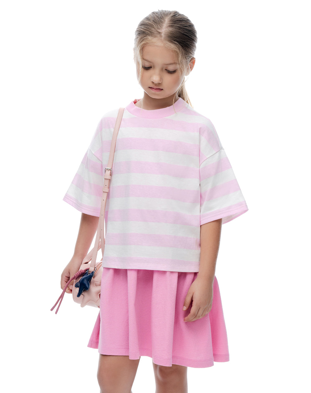Camiseta relaxed manga corta rosada rayas niña